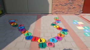 schoolplein amsterdam thermoplast letterslang